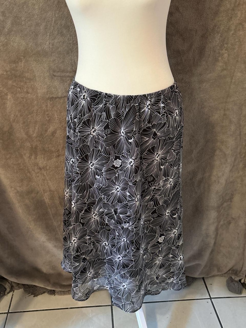 Vintage Karin Stevenson black floral fairy skirt